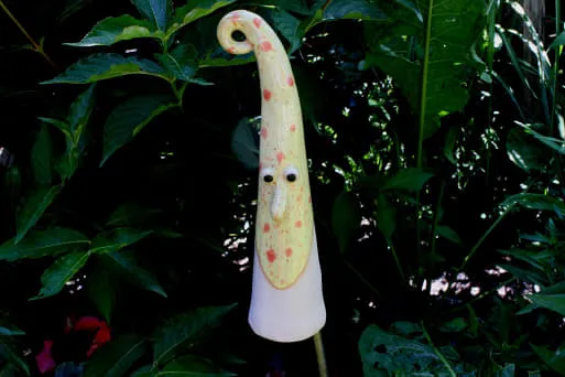 Insektenhotel-gelb Insektenhotel-gelb